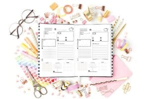PDF à imprimer pour faire son agenda planner DIY prêt à remplir