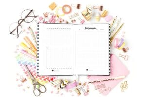 PDF à imprimer pour le suivi de ses tâches mensuelles, de ses comptes et de ses commandes en ligne dans un carnet